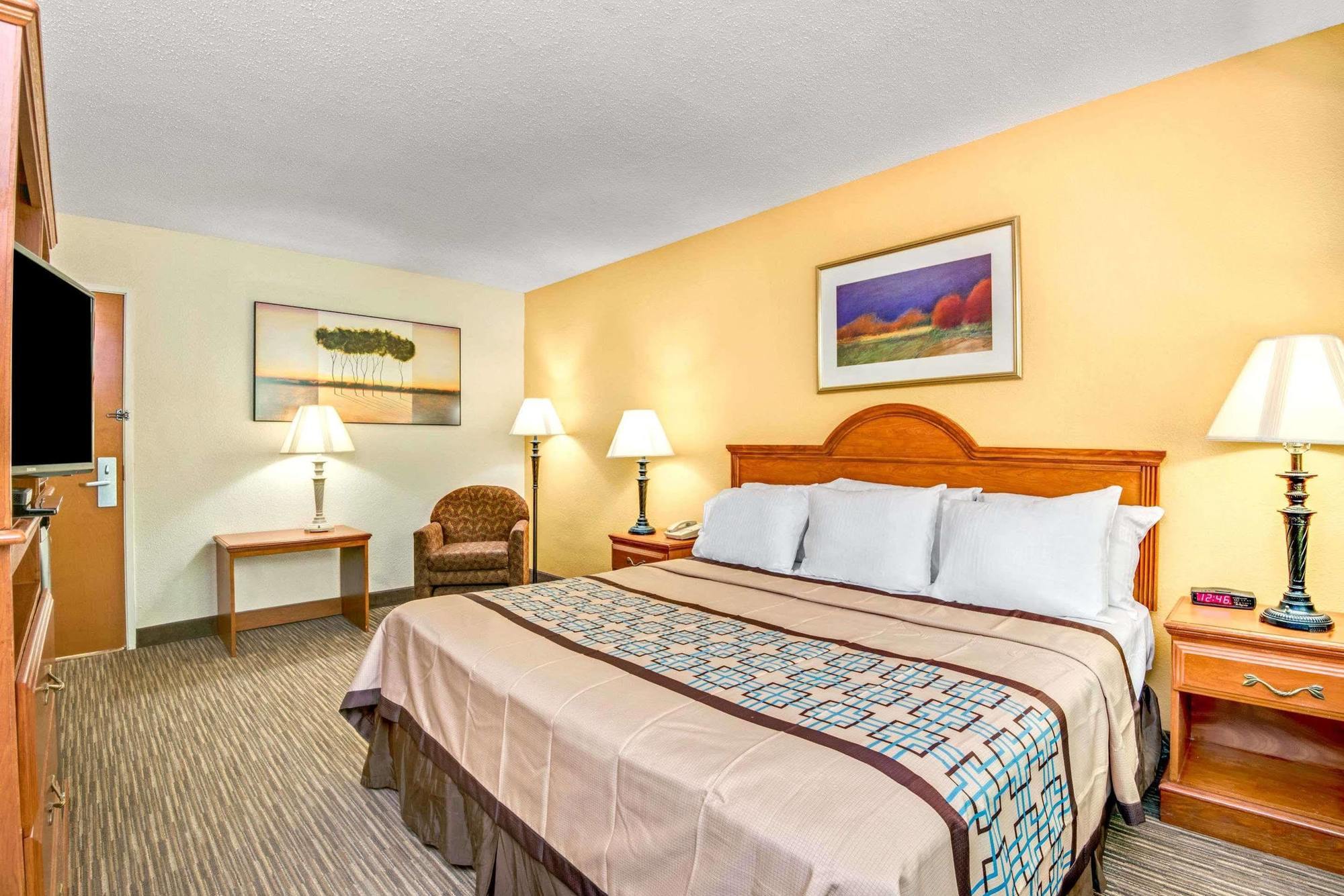 The Longleaf Hotel Raleigh Bagian luar foto