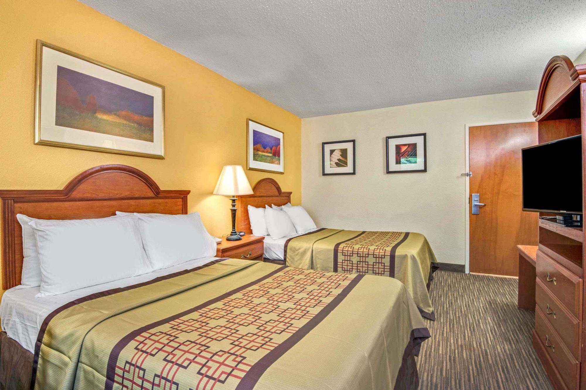 The Longleaf Hotel Raleigh Bagian luar foto