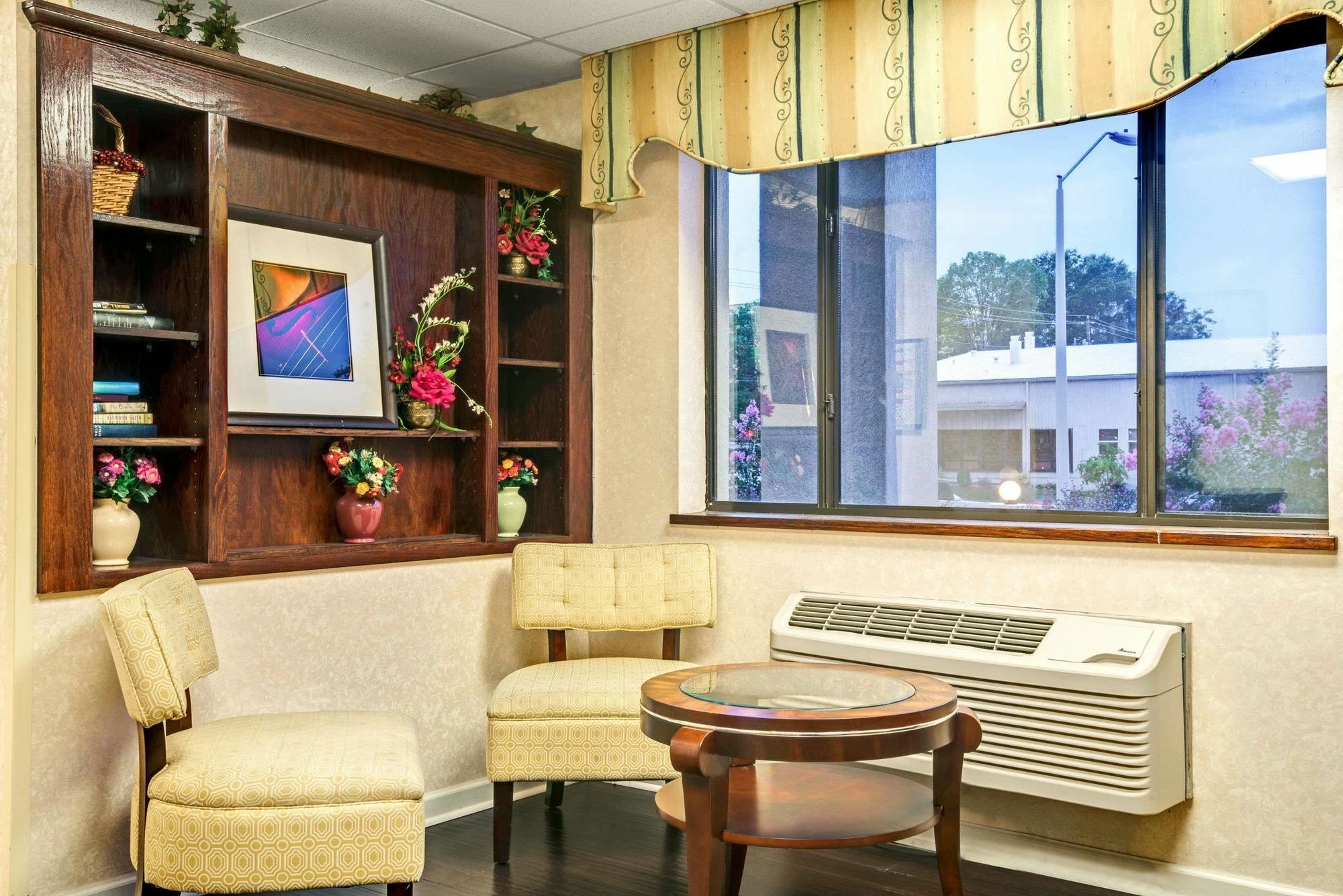 The Longleaf Hotel Raleigh Bagian luar foto