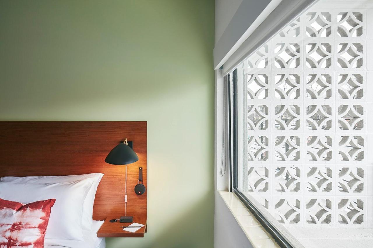 The Longleaf Hotel Raleigh Bagian luar foto